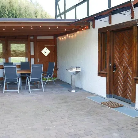 Modernisierte Ferienwohnung Im Schoenen Sauerland Meschede Exterior photo